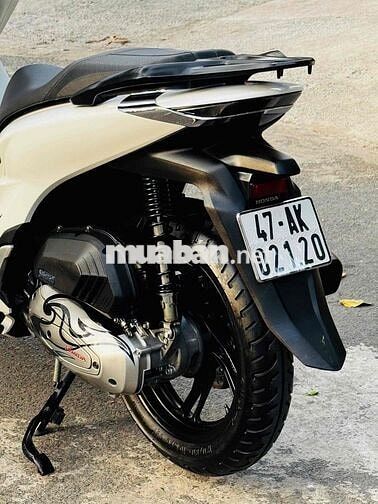 Honda SH 125i 2024 Trắng đen 6000 km