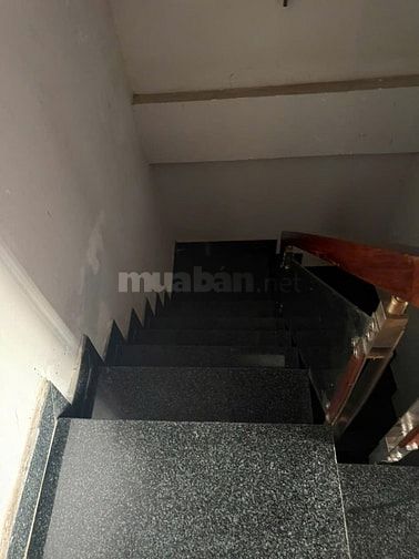 CHÍNH CHỦ CHO THUÊ PHÒNG TRỌ ĐẸP GẦN CÔNG VIÊN LÀNG HOA