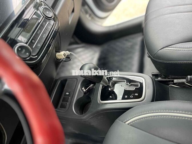Mitsubishi Attrage 2022 Trắng