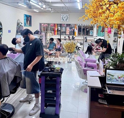 Chuẩn Bị Dự Sinh Em Bé Kế Tiếp Nên Thanh Lý Gấp Cửa Hàng Tâm Huyết
