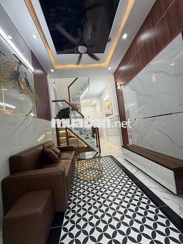 BÁN NHÀ HẺM PHẠM PHÚ THỨ , P3 , Q6 💰 4 Tỷ 680 Bớt Lộc