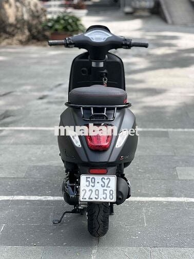 VESPA SPRINT 2015 Đèn Led BSTP CHÍNH CHỦ