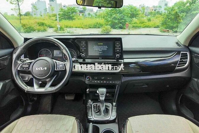 Kia Seltos 2021 Vàng