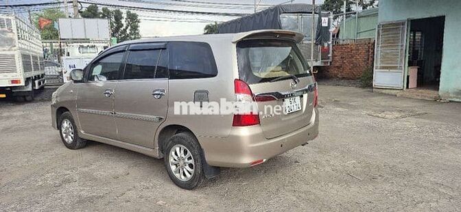 Toyota Innova 2014 At số tự động