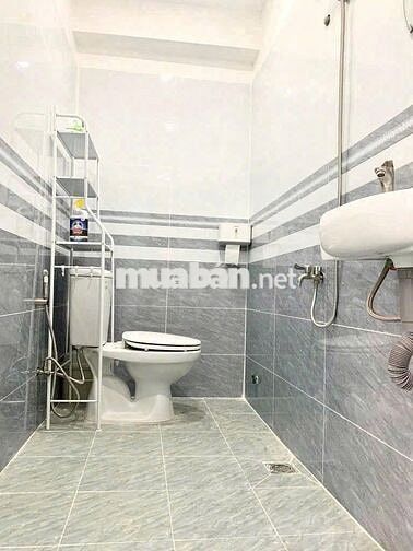 Nhà Nguyên Căn Đường CMT8 - 3PN 2WC - Sẵn Nội Thất