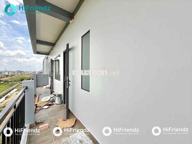 PHÒNG MỚI XÂY THANG MÁY BAN CÔNG GIÁ RẺ HỌC SINH SINH VIÊN GẦN ĐH HUIT