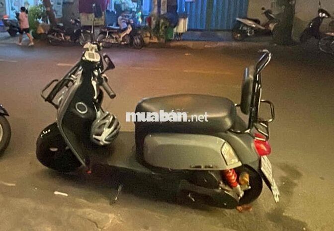 Yamaha Cuxi Xám đen