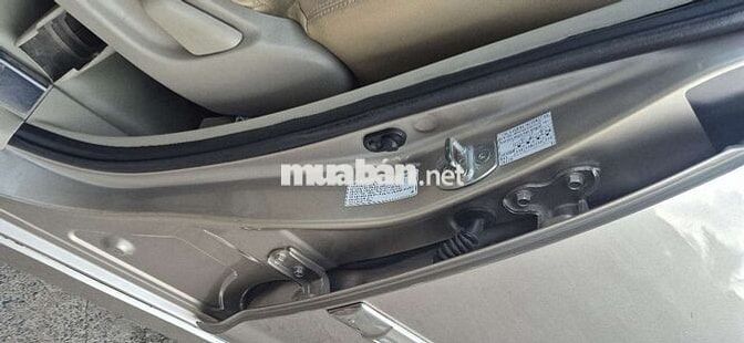 Toyota Innova 2014 At số tự động