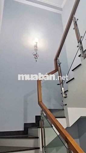 👉Bán Gấp nhà 1trệt 3lầu 4pn 4wc 1bếp.DT 4X17 Sổ hoàn công
