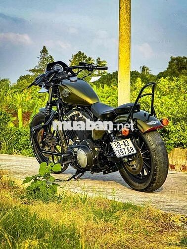Harley Davidson 883 Iron sang tên toàn quốc