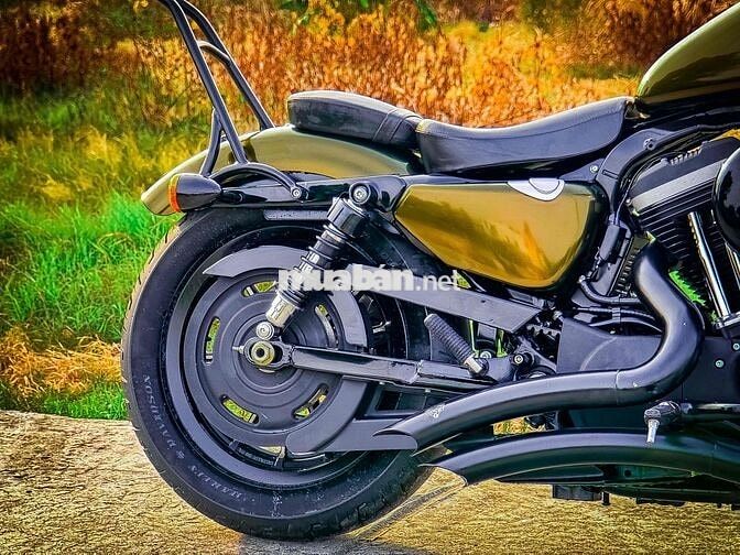 Harley Davidson 883 Iron sang tên toàn quốc