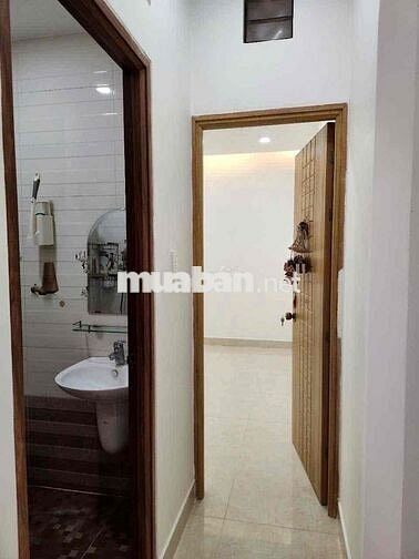 Nguyên căn 4PN hẻm 861 full nội thất 90m2