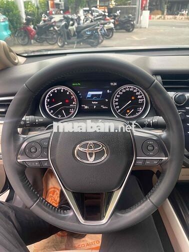 Toyota Camry 2020 2.5Q Đen 41.000 km