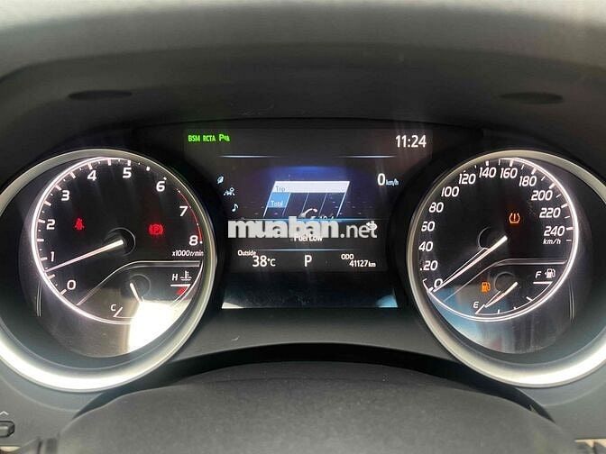 Toyota Camry 2020 2.5Q Đen 41.000 km