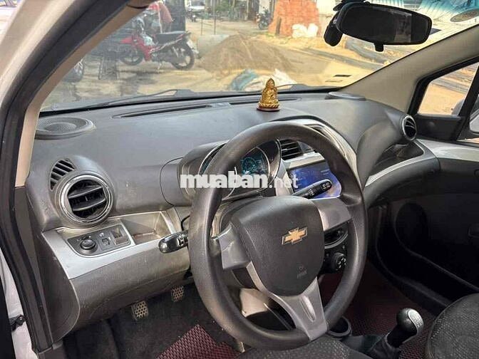 Chevrolet Spark 2018 Trắng 100000 km