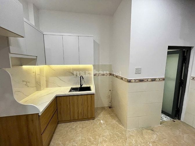 Bán nhà sổ hồng riêng Nguyễn Văn Quỳ Quận 7