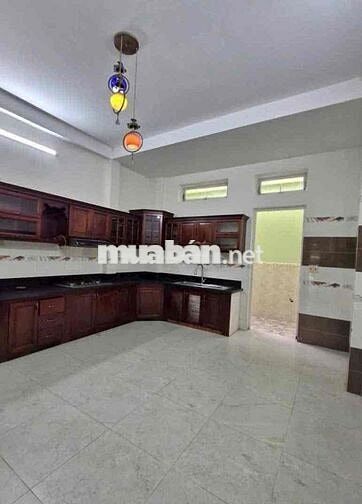 Cho Thuê Nhà MTKD Bờ Bao Tân Thắng - DT 4,5x25m 1 Trệt 3 Lầu 6Pn 6Wc
