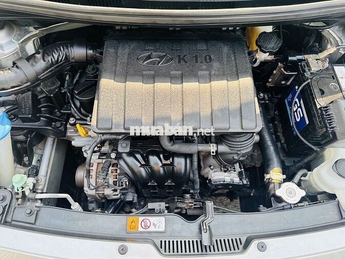 Hyundai Grand i10 2017 Bạc