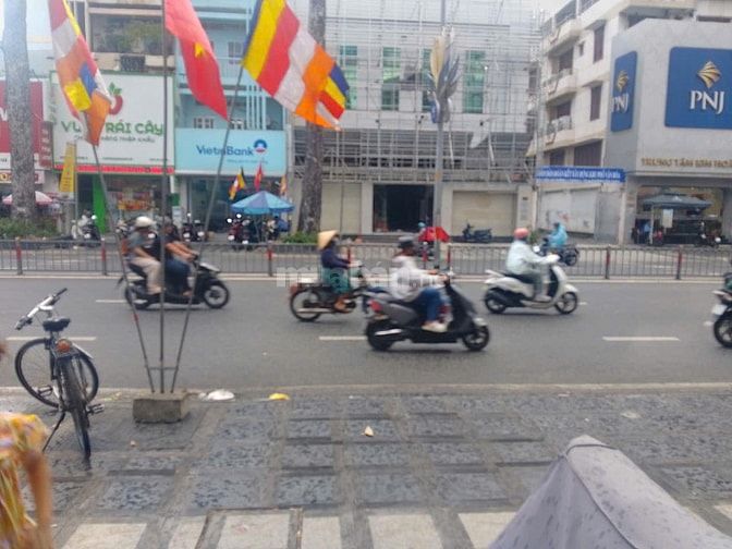 Cho thuê mặt bằng kinh doanh mặt tiền đường 3/2