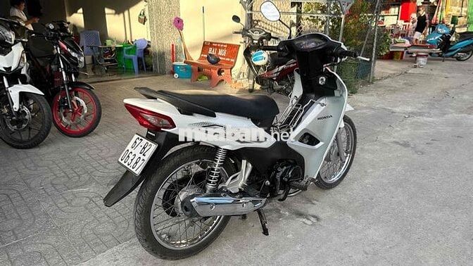 Honda Wave Alpha 110 2017 Trắng đen ( hỗ trợ góp )