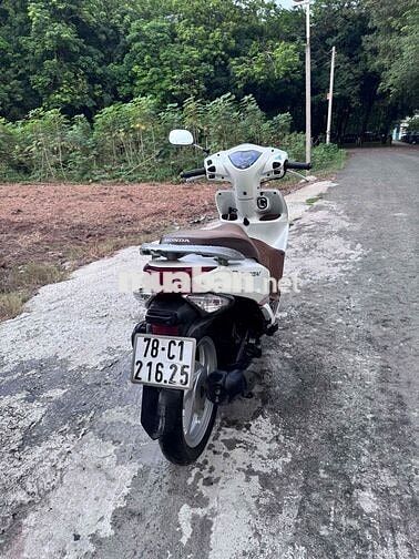 Honda Vision 2013 màu Trắng