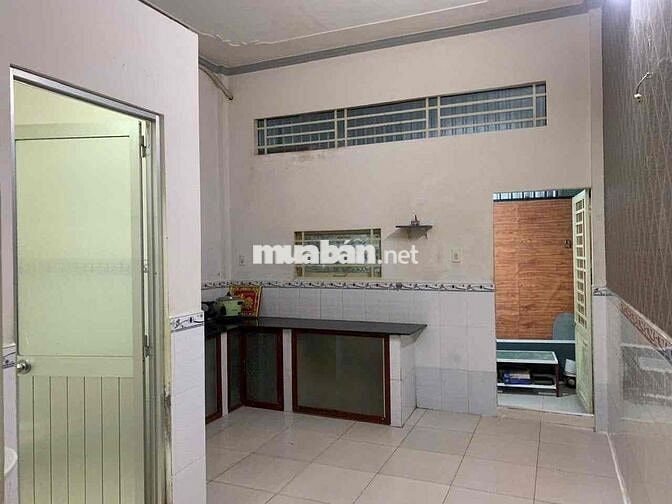 Nhà trệt nguyên căn 4x18m 2phòng 1máy lạnh hẻm Trần Nam Phú