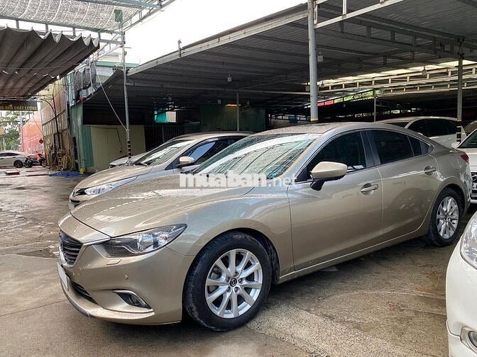 Mazda 6 model 2016 màu vàng cát