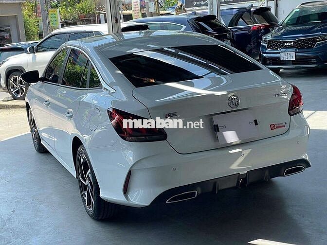 MG MG5 Luxury Trắng 13.000km