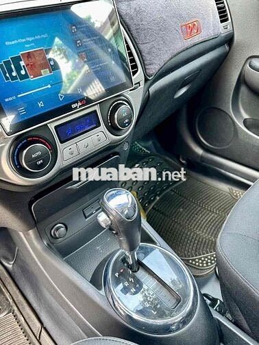 Hyundai i20 2011 1.4 AT 100000 km Trắng