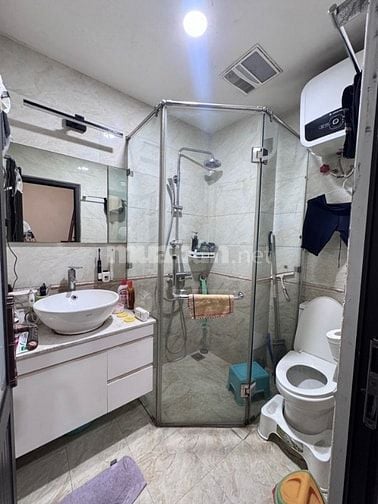 Bán nhà riêng tại Minh Khai, giá ưu đãi 10,5 tỷ 35m2 7 tầng kinh doanh