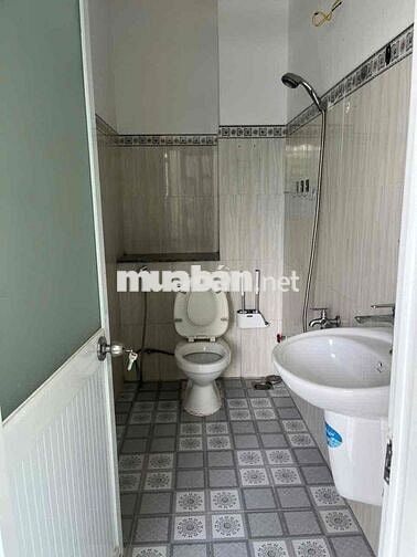 CHO THUÊ NHÀ 2MT  7x22 đúc 1 trẹt 2 lầu xã xuân thới đông -HÓC MÔN