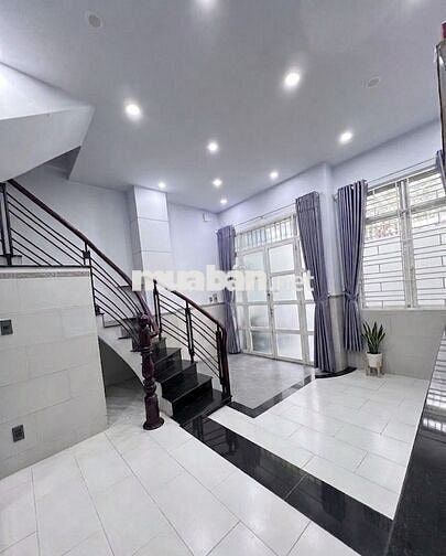 CHO THUÊ NHÀ NGUYÊN CĂN FULL NỘI THẤT – GẦN NGÃ TƯ NGUYỄN KIỆM