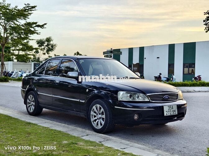 Ford Laser 2004 1.8MT Ghia Đen