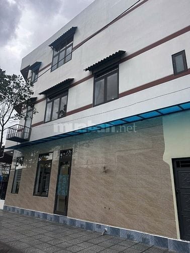 Cần bán gấp nhà 2 mặt tiền đường la bông,xã Hòa tiến