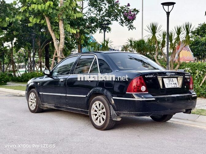 Ford Laser 2004 1.8MT Ghia Đen