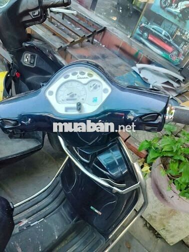 Piaggio Vespa màu Xanh đậm