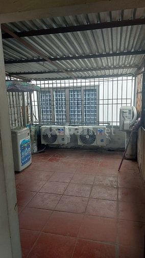 Cho thuê nhà chính chủ 5 tầng ngay đầu ngõ 142 đường Kim Giang p Đại K