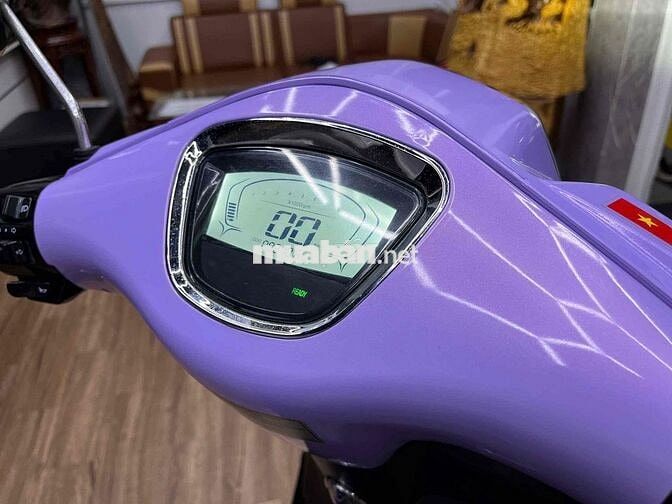 Vespa 50cc 2024 chính chủ biển sg. odo 2k