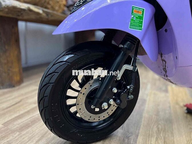 Vespa 50cc 2024 chính chủ biển sg. odo 2k