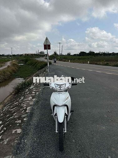 Honda Wave A110 Trắng