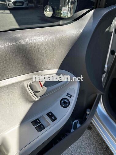 Kia Morning Bạc Số tự động