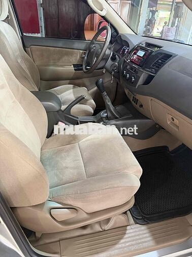 Toyota Fortuner 2014 Bạc 160000 km