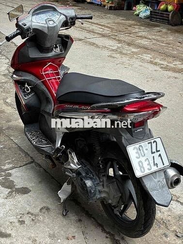 Honda Air Blade màu Đỏ xe đẹp như mới
