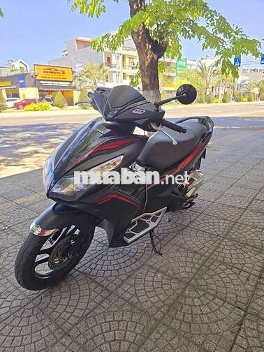 Honda Air Blade Đen mù sport