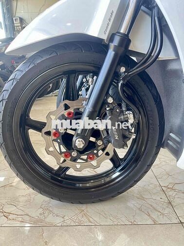 Honda SH160i CBS Trắng 5000km