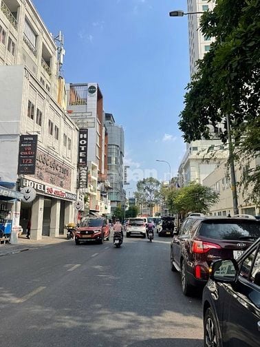 SIÊU PHẨM MẶT TIỀN ĐỐI DIỆN WINDSOR PLAZA Q5, 4X27, 4 TẦNG, 32 TỶ TL