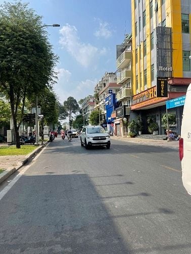 SIÊU PHẨM MẶT TIỀN ĐỐI DIỆN WINDSOR PLAZA Q5, 4X27, 4 TẦNG, 32 TỶ TL
