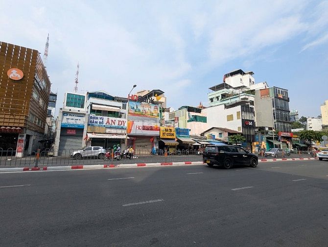 [ TÀI SẢN LÕI QUẬN 1 ] ĐẠI LỘ 40M NGUYỄN VĂN CỪ - NGANG LỚN 5,3 MÉT 