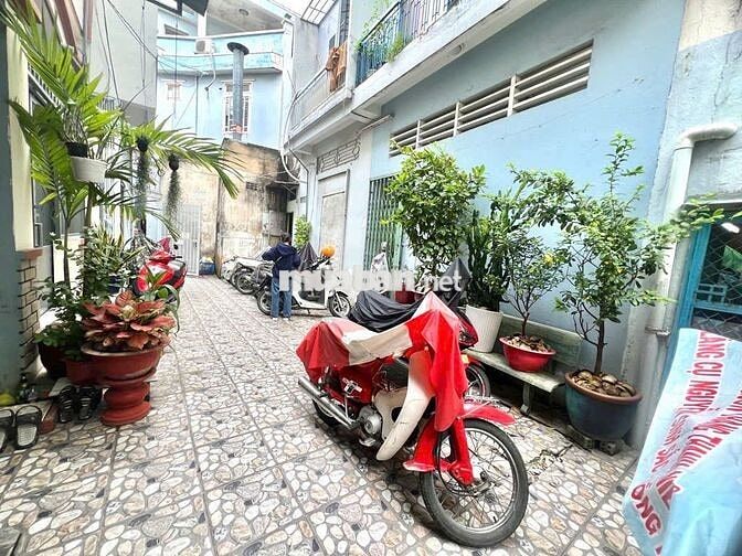 Bán nhà hẻm Lê Quang Định – vị trí đẹp, an ninh cao