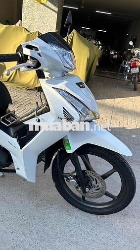 Honda Future fi 2025 Trắng đen ( hỗ trợ góp )